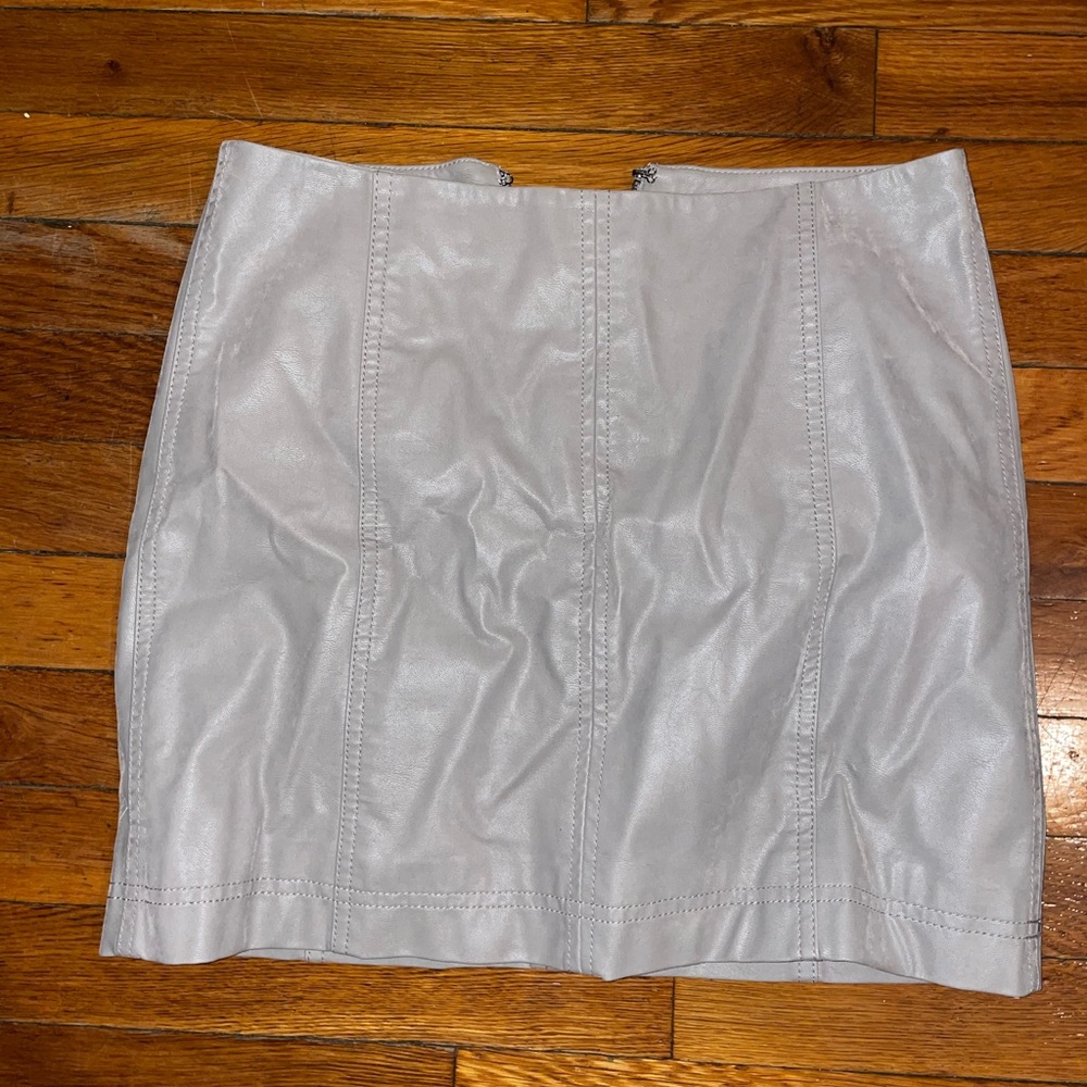Gray mini skirt